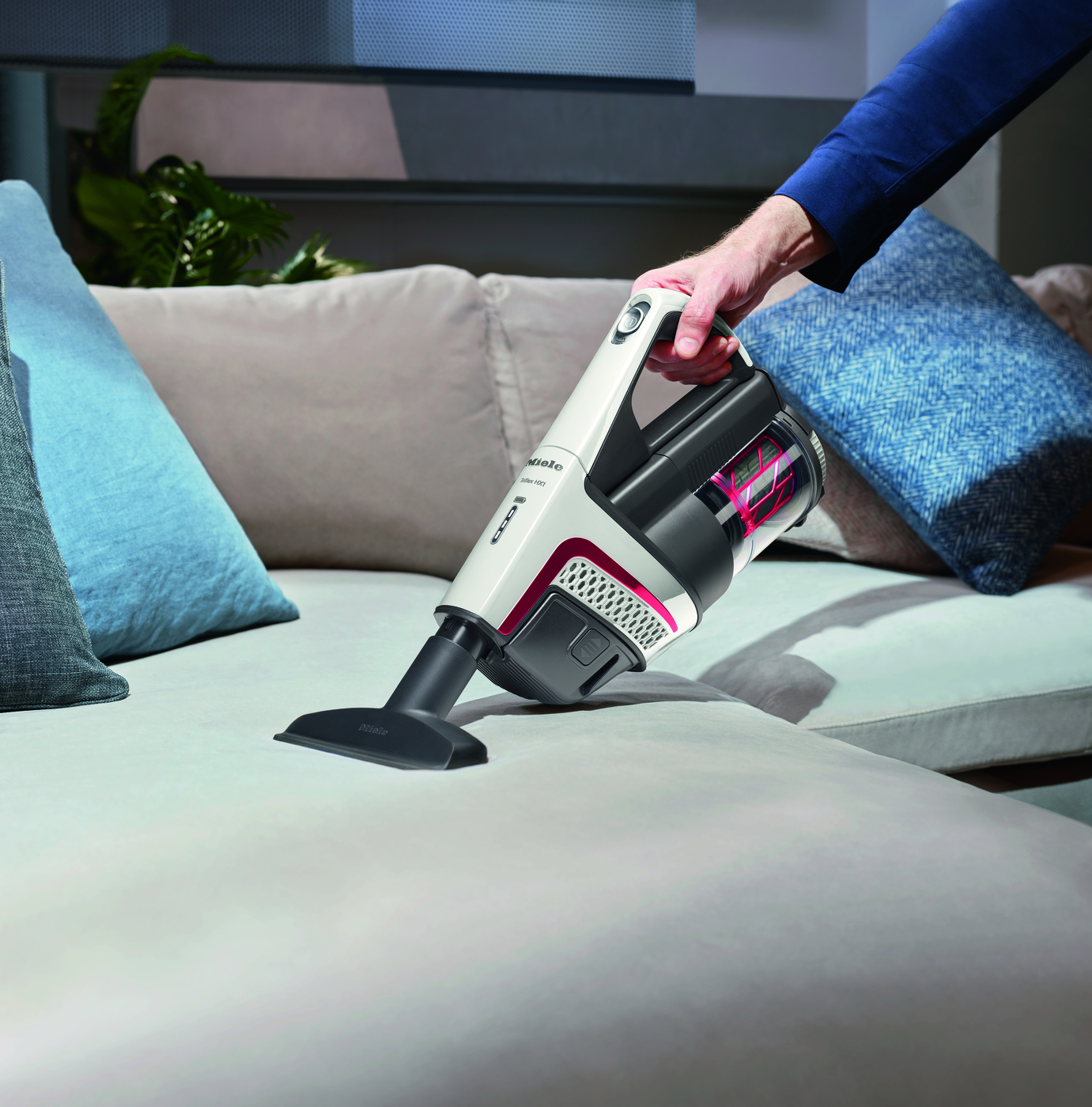 Miele Triflex HX1 Cordless Stick Broom Vacuum Cleaner, Lotus White SMU —  Clean Home Shop at Capital Vacuum Floor-Care World