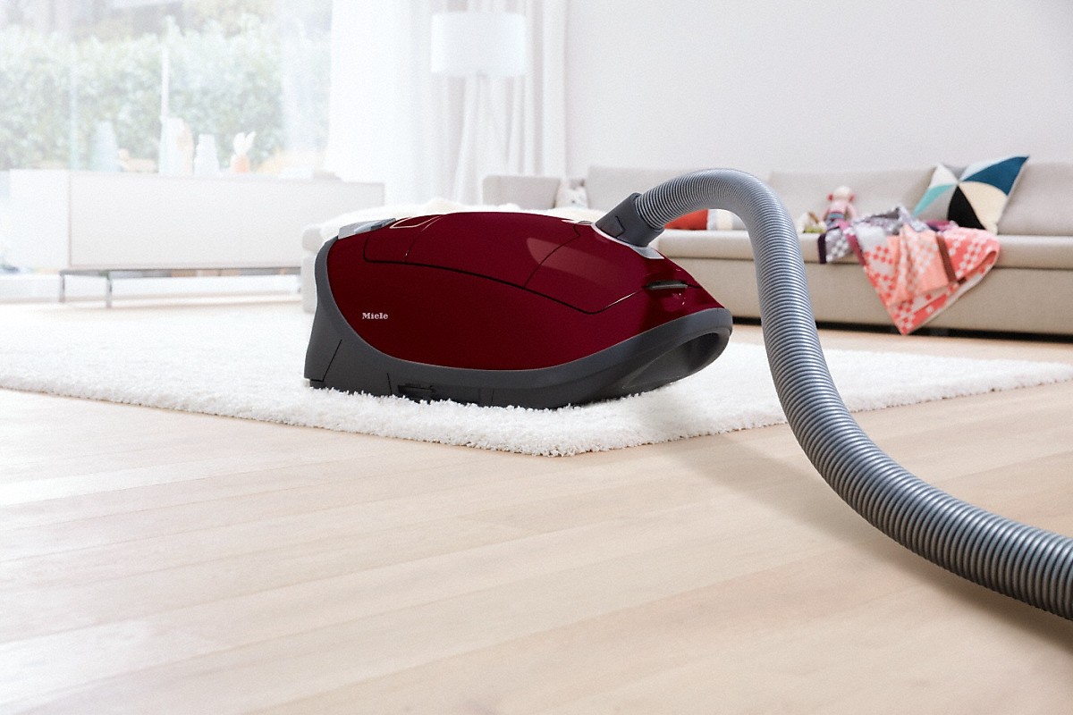 Gladys achterstalligheid Museum Buy Miele Complete C3 Limited Edition Canister Vacuum with STB305 online |  Vacuum Specialists shop