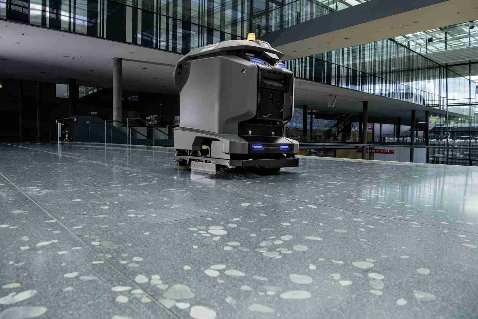 Karcher Kira B50 Robot Commercial Scrubber - Image 4