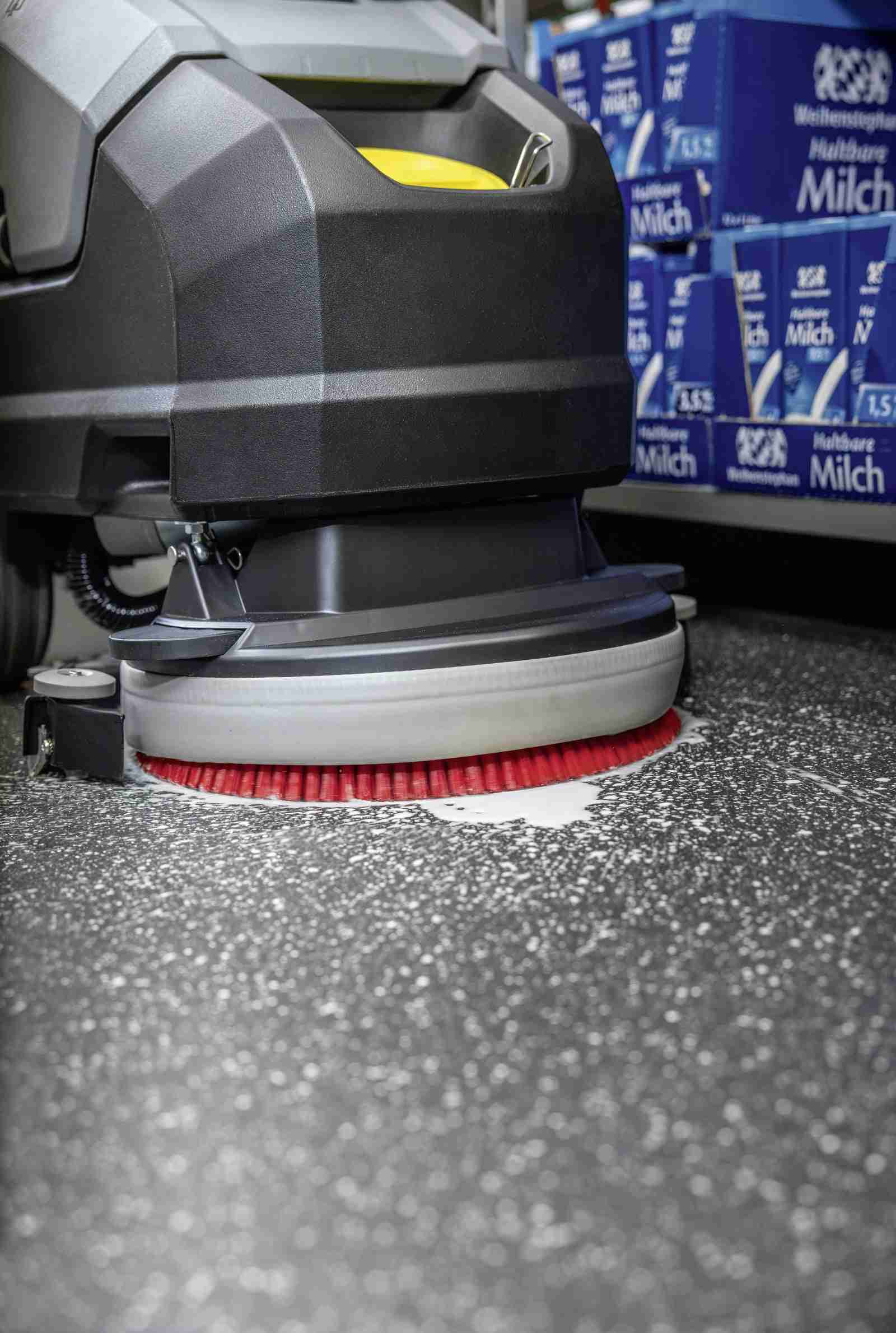 Karcher BD 35/15 C Bp Classic Commercial Floor Scrubber - Image 3