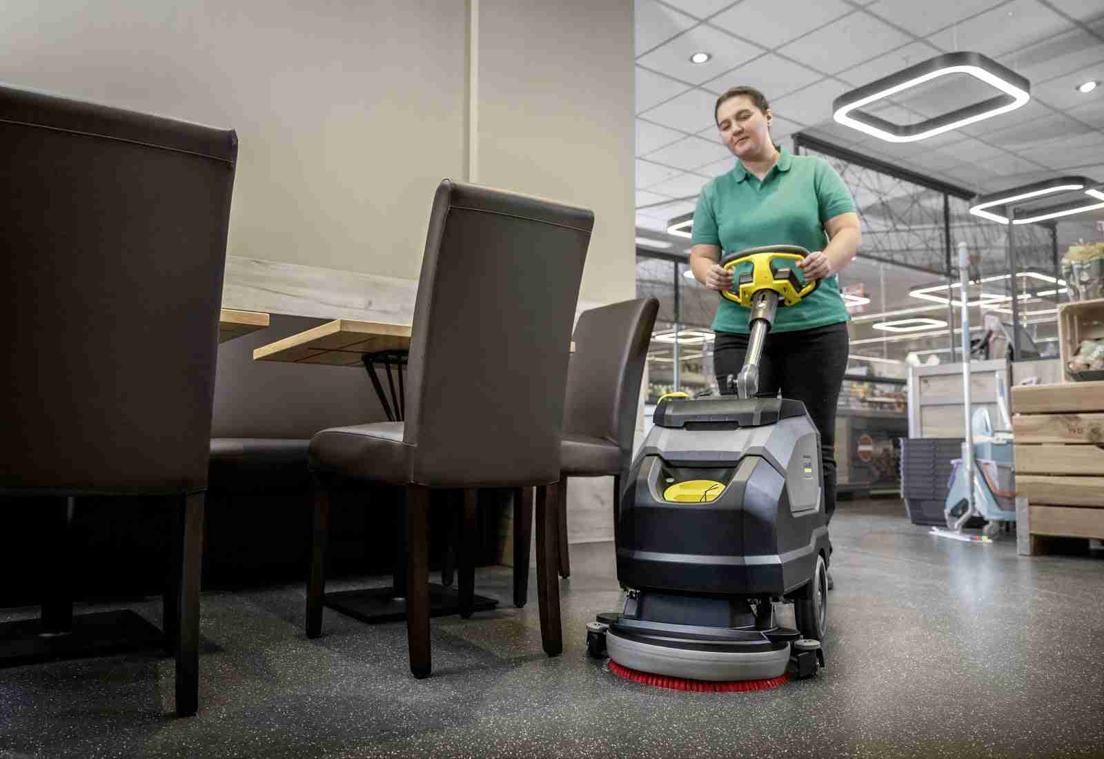 Karcher BD 35/15 C Bp Classic Commercial Floor Scrubber - Image 5
