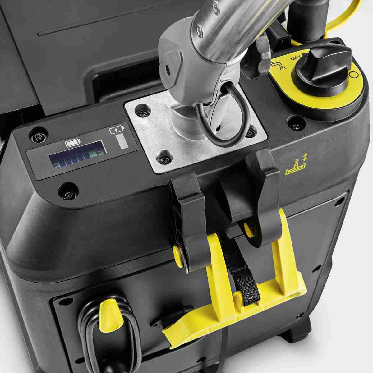 Karcher BD 35/15 C Bp Classic Commercial Floor Scrubber - Image 2